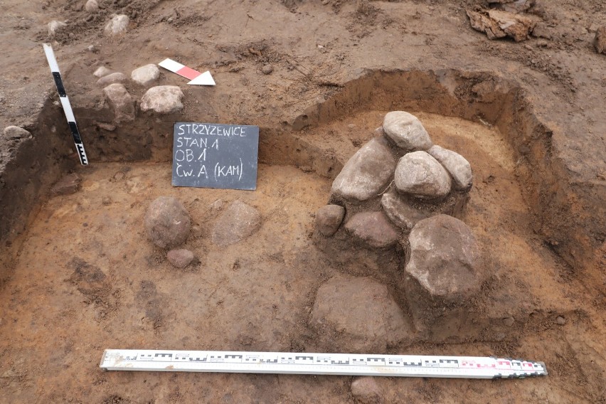Stanowisko prac archeologicznych w Strzyżewicach koło Leszna