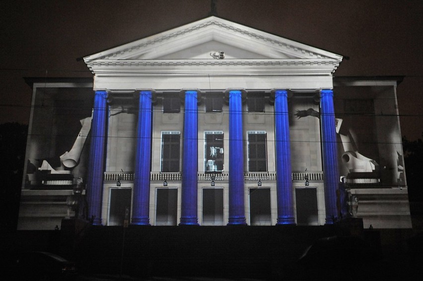 Pokaz 3D na budynku Teatru Wielkiego w Poznaniu