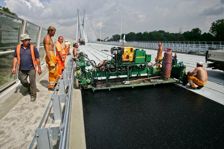 Wrocław: Otwarcie mostu na Rędzinie pod koniec sierpnia (ZDJĘCIA)