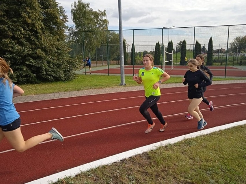Młodzi sportowcy z Powodowa z powodzeniem wystąpili na zawodach we Wrześni