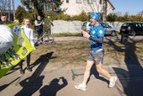 Lichnowy-Nowy Staw. Andrzej Potoczek przebiegł 200 kilometrów, żeby pomóc podopiecznym Reksa