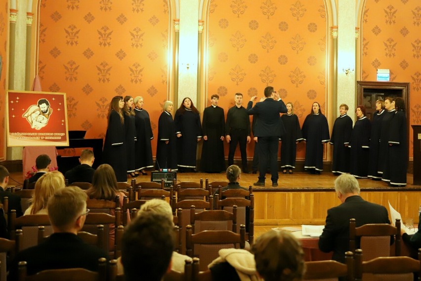 Sukces Cantate Domino na ogólnopolskim konkursie w Chełmnie. Jury doceniło to, jak malborski chór śpiewa kolędy