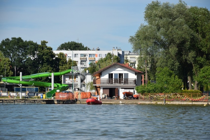 Zbąszyń miasto nad jeziorem. Ach, jak przyjemnie kołysać się...