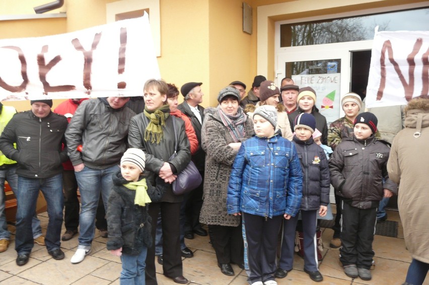 Sokolniki: Pikieta nie pomogła, szkoły do likwidacji
