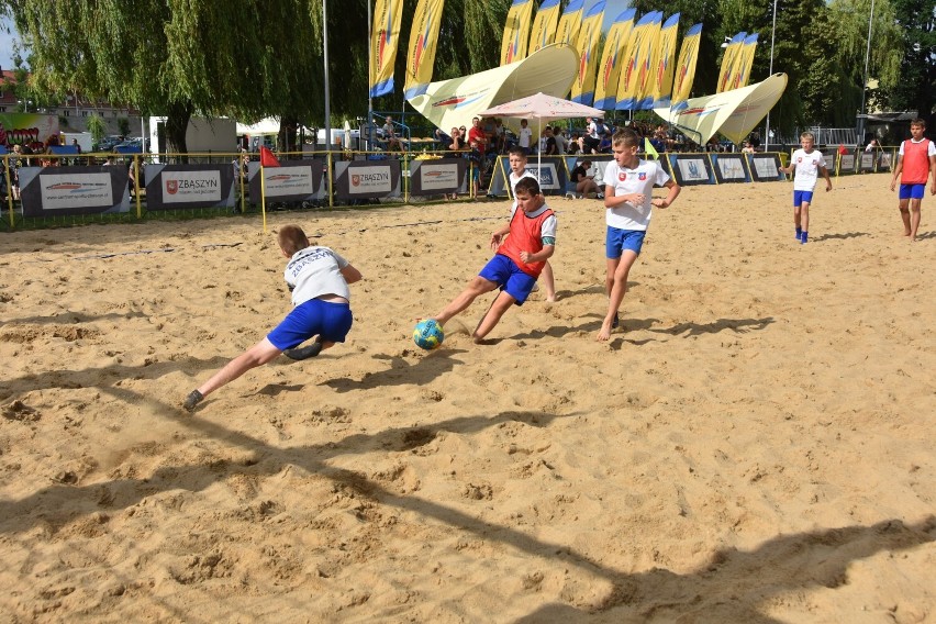 Turniej Piłki Plażowej 2023, na boiskach plażowych w...