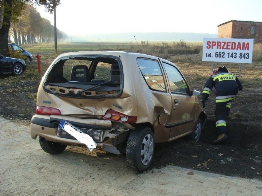 W Porażynie zderzyły się 2 seicento. Kierujący jednym z nich...