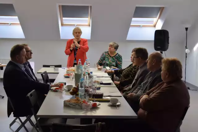 Zduńskowolska Rada Seniorów na lutowych obradach spotkała się w Inkubatorze Inicjatyw Społecznych