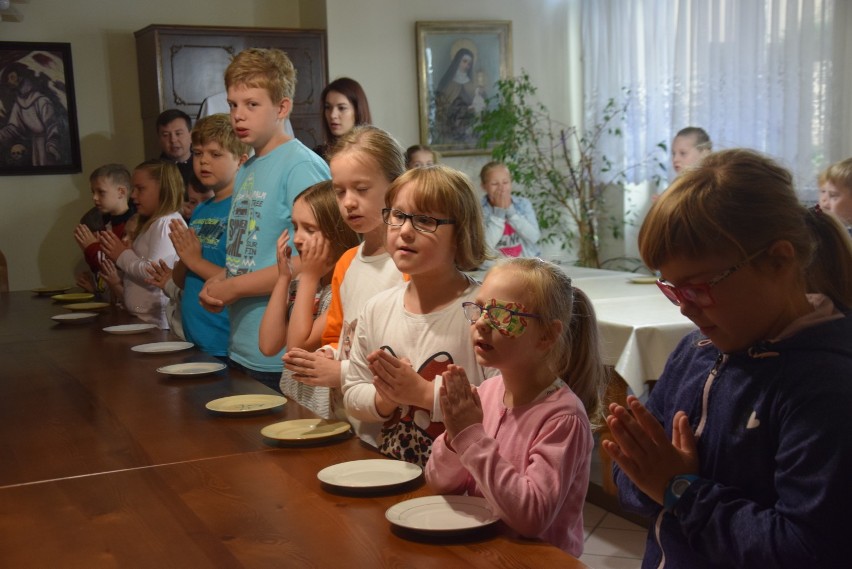 Półkolonie u franciszkanów w Tychach. Z ojcem Flawiuszem...