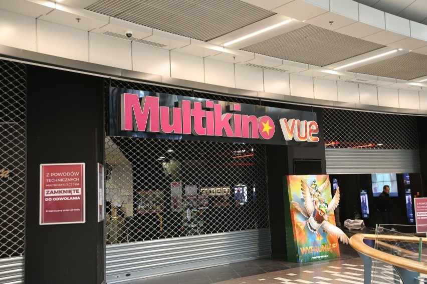 Multikino w Galerii Korona w Kielcach zamknięte po awarii. Kiedy otwarcie? Trwa suszenie podłóg