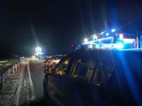 Wypadek na trasie Sejny-Suwałki. Cztery osoby trafiły do szpitala, ruch na DW653 odbywa się pasem technicznym