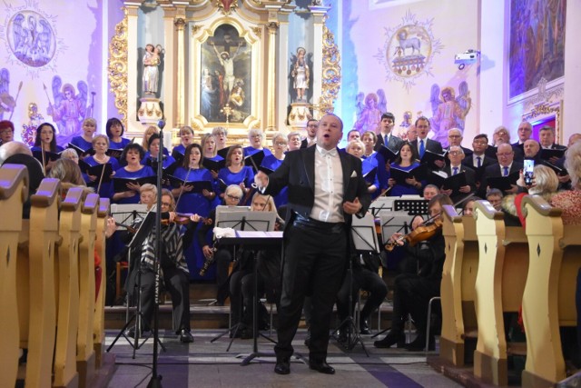 Koncert jubileuszowy odbył się w sobotę, 26 listopada w Kościele pw. Podwyższenia Krzyża Świętego w Rumi