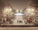 Częstochowa: Świąteczna Aleja NMP przykryta śniegiem. Wyglądała magicznie, a to znak, że Boże Narodzenie coraz bliżej! ZDJĘCIA z piątku