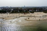 Wielkanoc na plaży w Jelitkowie? Mieszkańcy tłumnie wybrali się na spacer!