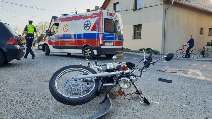 19-letni kierowca golfa zderzył się z motocyklistą w Strzelcach Opolskich