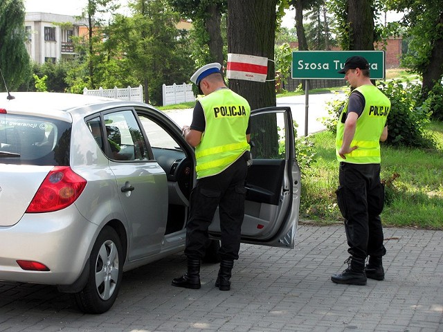 Policja regularnie pojawia się na trasie z Kalisza do Turku