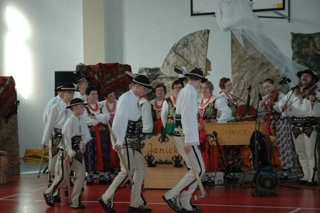 PSP 6 w Boguszowie-Gorcach - Biała sobota 2013