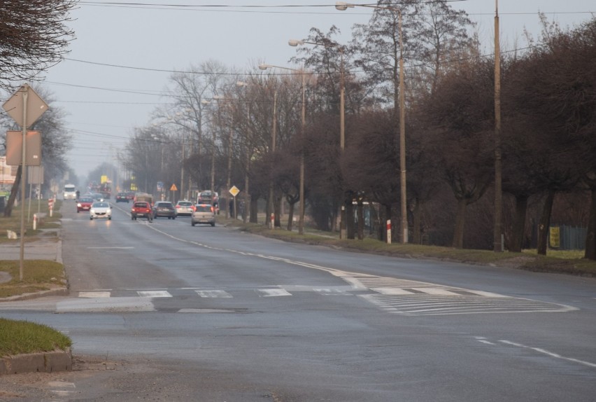 Kolizja na ulicy Łaskiej w Zduńskiej Woli ZDJĘCIA