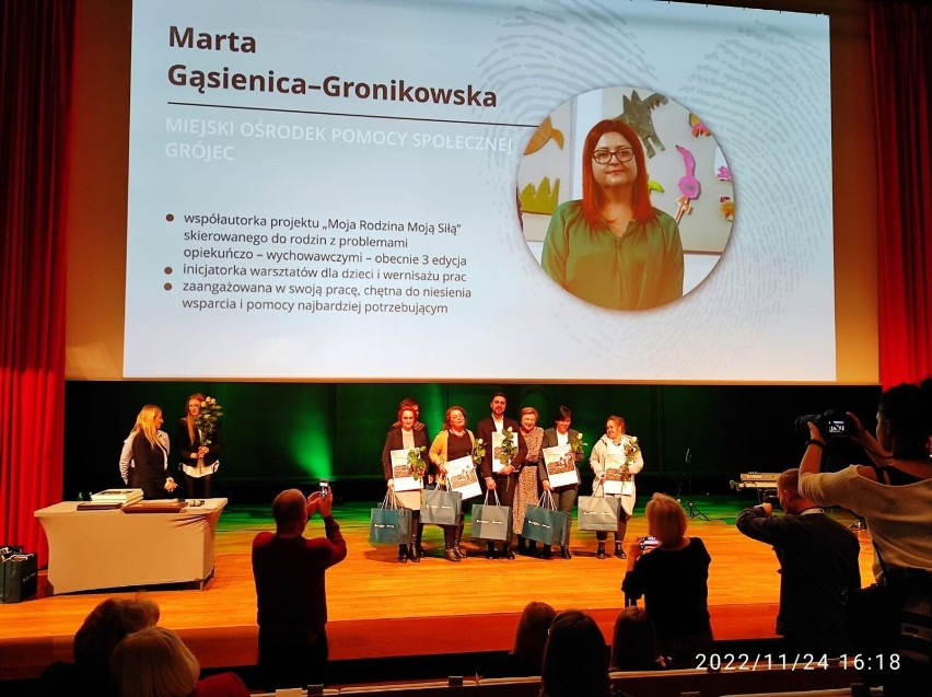 Nagroda dla Marty Gąsienicy-Gronikowskiej - pracownika socjalnego Miejsko-Gminnego Ośrodka Pomocy Społecznej w Grójcu