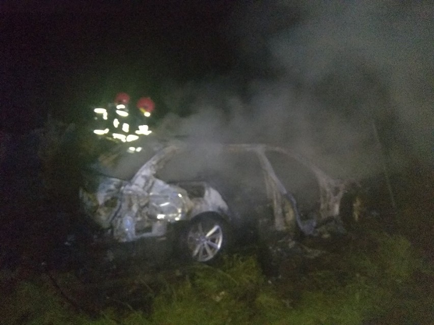 Krok od tragedii! Wypadek i pożar BMW na autostradzie A2