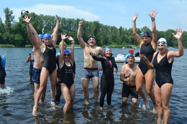 W Sosnowcu odbył się Bike Atelier Triathlon. Podczas pierwszego i drugiego etapu uczestnicy pływali oraz jeździli na rowerze