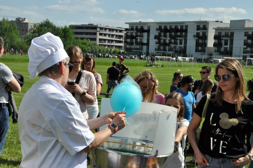 Garbarnia Kraków. Rodzinny piknik na obiektach klubowych „Brązowych" pełen atrakcji [ZDJĘCIA]