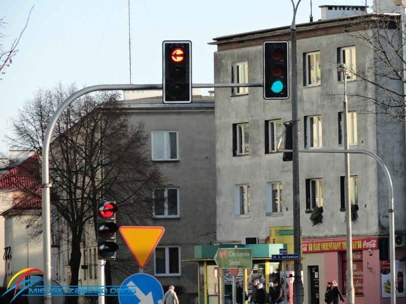 W ramach przebudowy sygnalizacji na obu skrzyżowaniach...