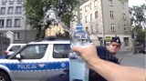 Policjant Maciej Sikoński, czyli Biały Ninja - mistrz świata z Kielc koncertowo zmierzył się z Bottle Cap Challenge. Zobacz to (WIDEO)