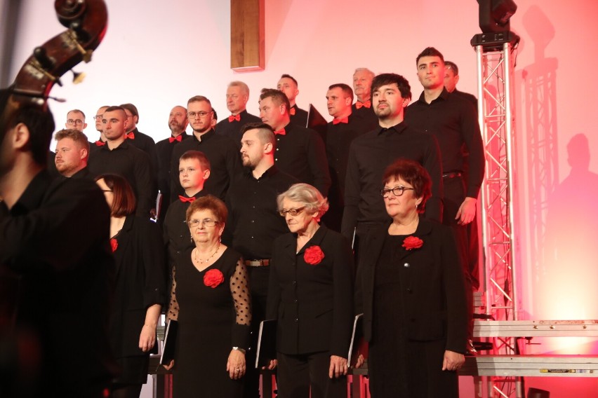 Koncert patriotyczny w kościele św. Barbary w Wieluniu