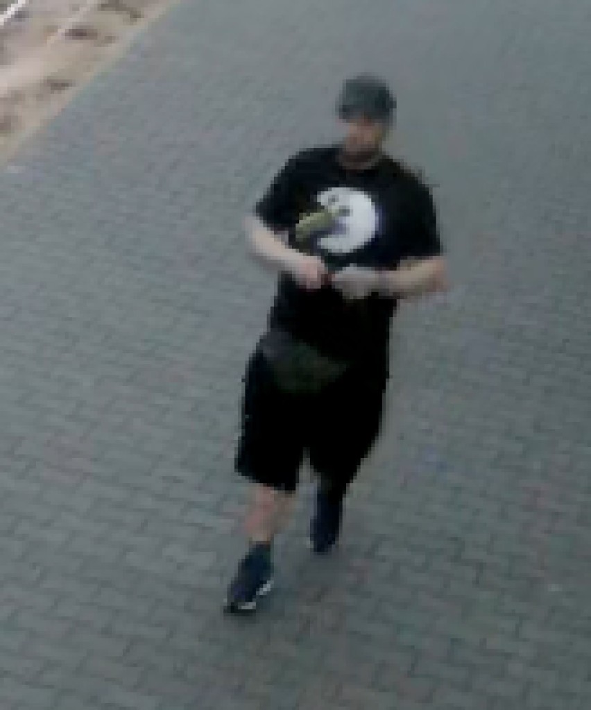 Policja w Opocznie poszukuje sprawcy kradzieży. Rozpoznajesz mężczyznę ze zdjęć?