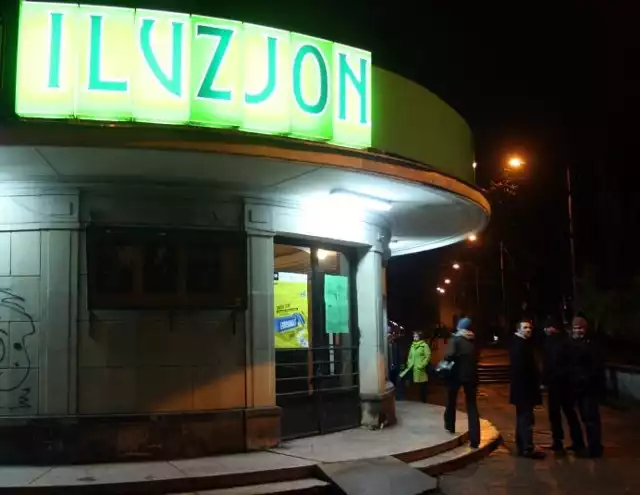Kino Iluzjon mieściło się w tzw. okrąglaku na Mokotowie przy ul. Narbutta 50a