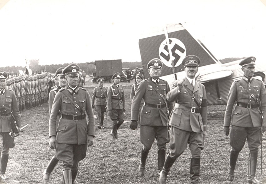 Hitler na lotnisku w Westfalenhof