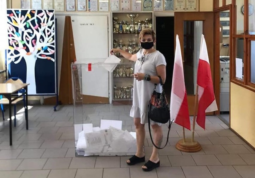Wybory prezydenckie 2020. Mieszkańcy powiatu chrzanowskiego głosują od rana 