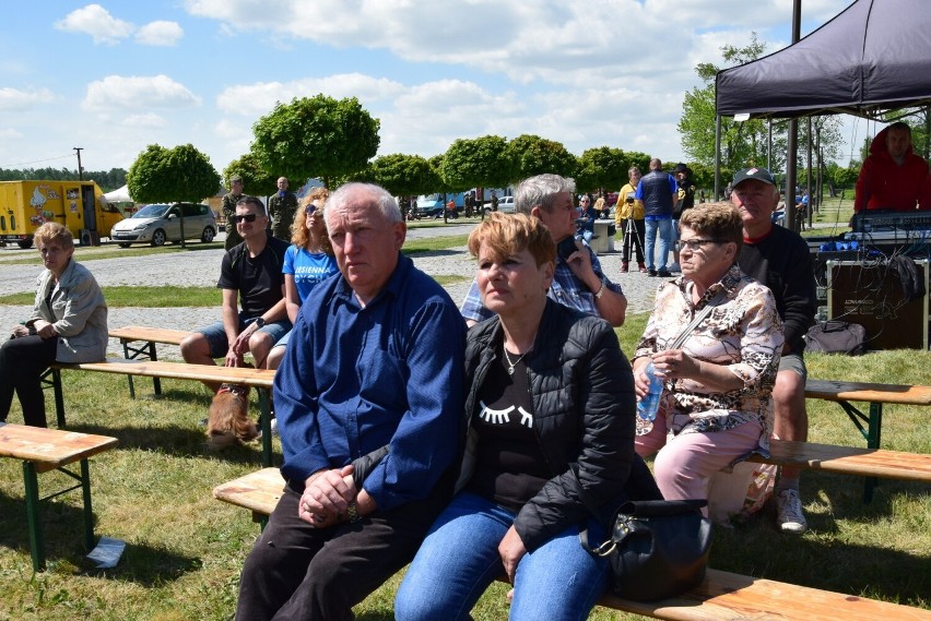 Wojskowy piknik z atrakcjami na nadwiślańskim bulwarze w Sandomierzu. Przyjdź i skorzystaj. Zobacz zdjęcia