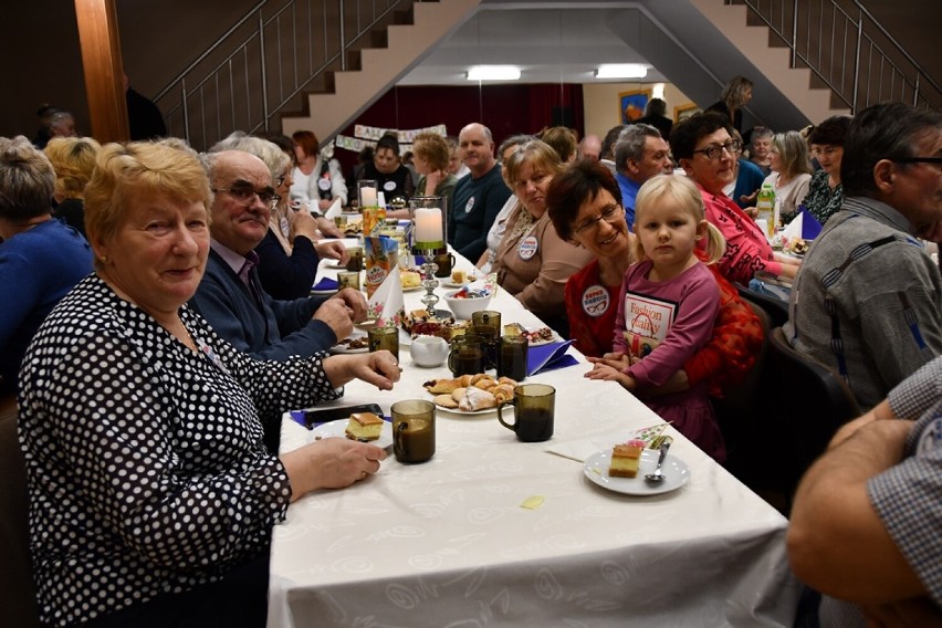 W GOKSiR w Liniewie odbyło się spotkanie z babciami i...