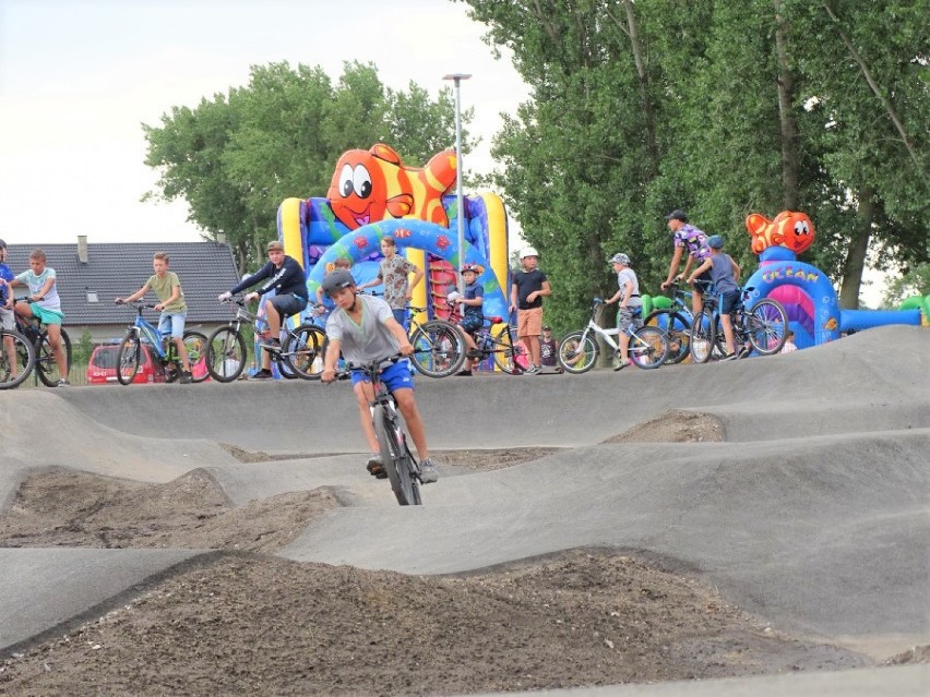 Otwarcie kompleksu sportowo-rekreacyjnego w Kruszwicy [zdjęcia]