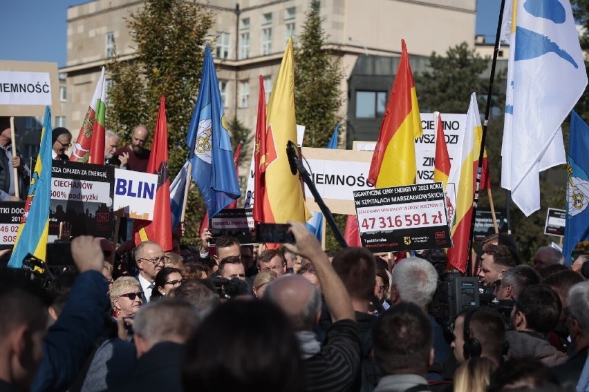 Protest samorządowców w Warszawie. Byli też przedstawiciele...