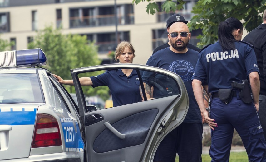 Niebezpieczne kobiety i... Artur Żmijewski złapany przez...