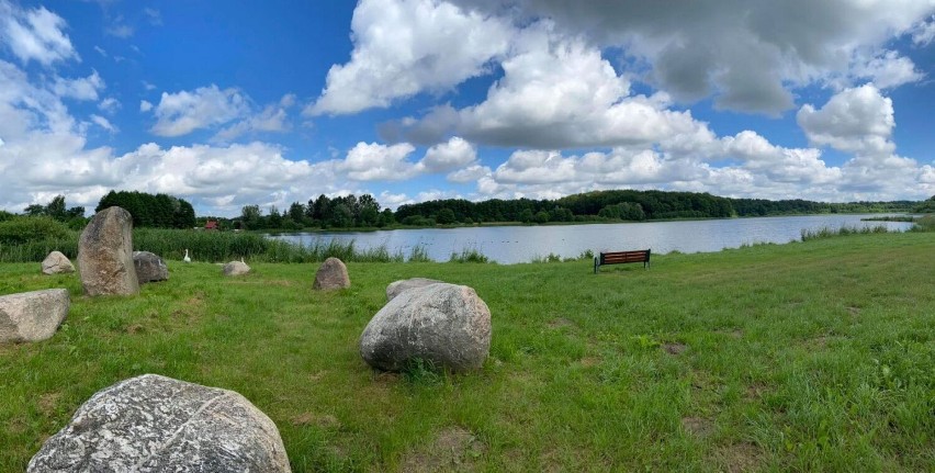 Jezioro w Ostrowcu - gm. Malechowo.Warto odwiedzić to...