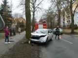 Wypadek na ulicy Wawelskiej w Pile: ranna pasażerka 
