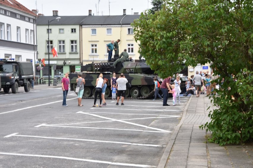 Wojskowa parada ulicami Nowego Tomyśla. Był nawet czołg!