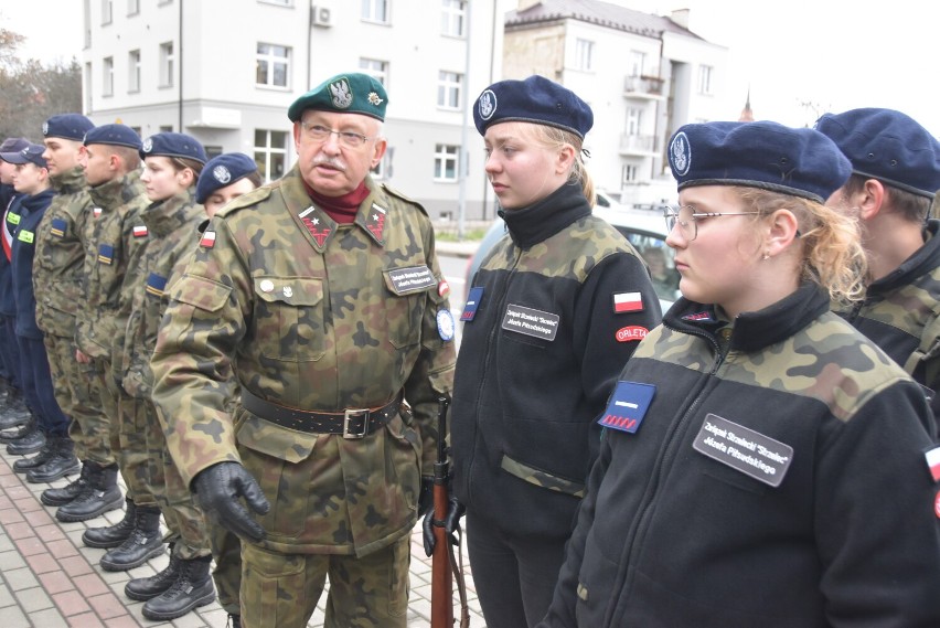 Uroczystość odsłonięcia tablicy upamiętniającej wszystkich...