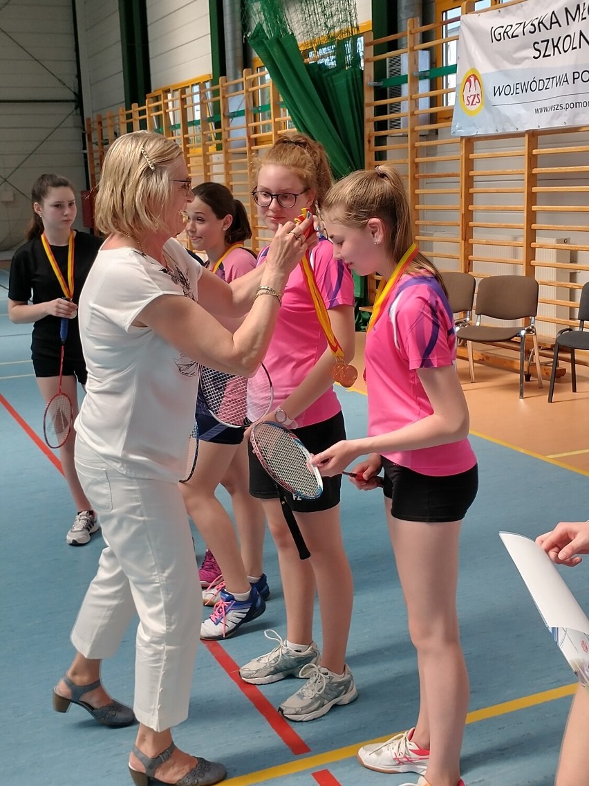 Bytowska „Dwójka” najlepsza w województwie. Badmintoniści pokonali cztery drużyny
