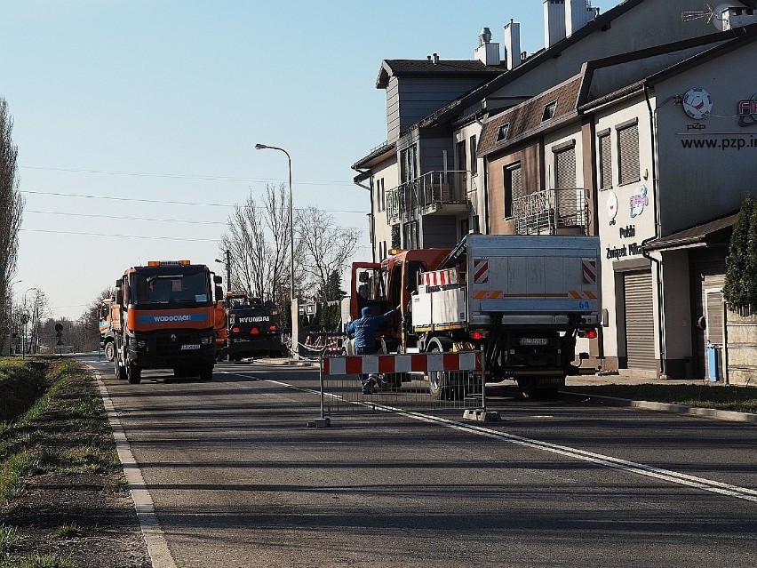 Wielka awaria magistrali wodociągowej na Widzewie. Wstrzymany ruch 