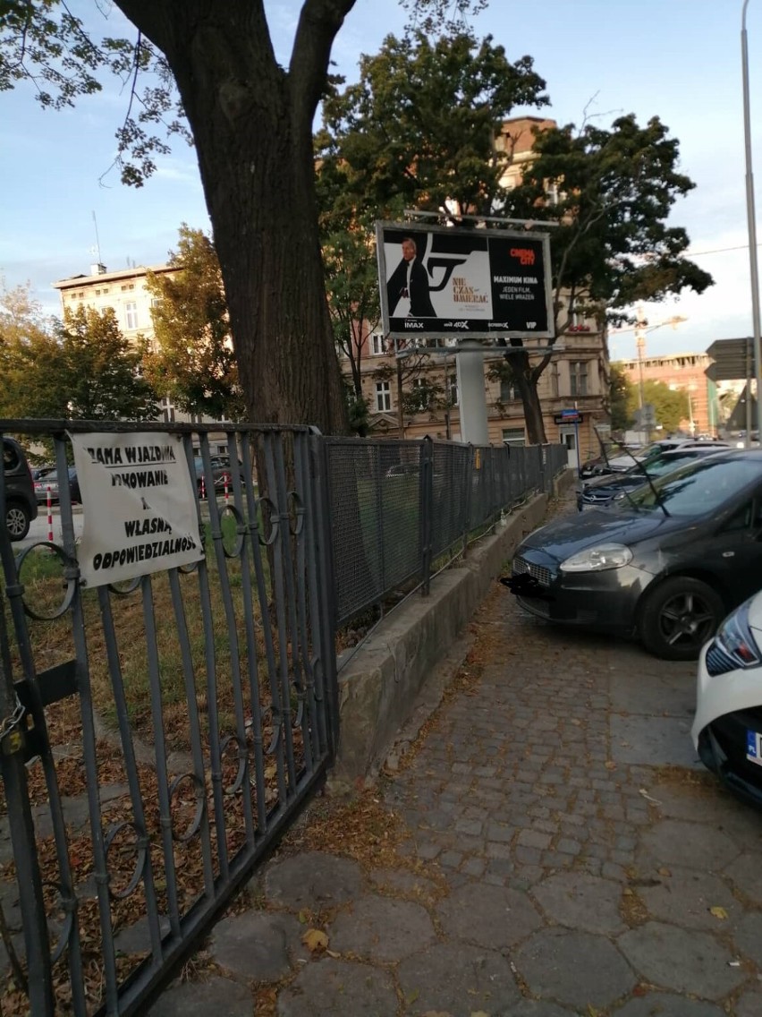 Zobacz mistrzów parkowania z centrum Wrocławia (ZDJĘCIA z 19.10.)