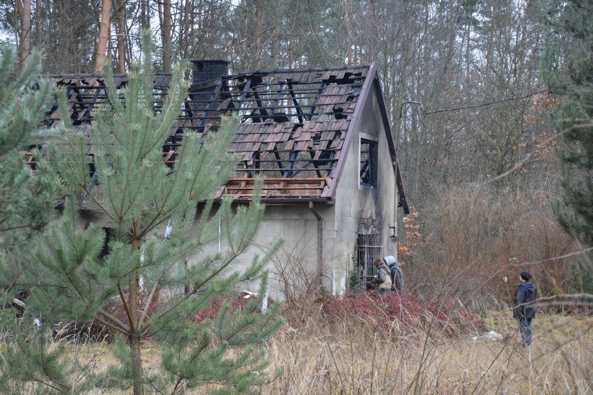 Tragiczny pożar domu. Nie żyją dwie osoby                      