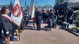 Pogrzeb dyrektor Szkoły Podstawowej nr 1 w Golubiu-Dobrzyniu. Marzenę Peszyńską pożegnały tłumy mieszkańców miasta - zdjęcia