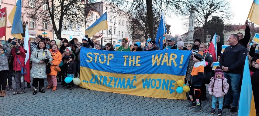 Mieszkańcy Żagania protestowali przeciwko wojnie w Ukrainie!...