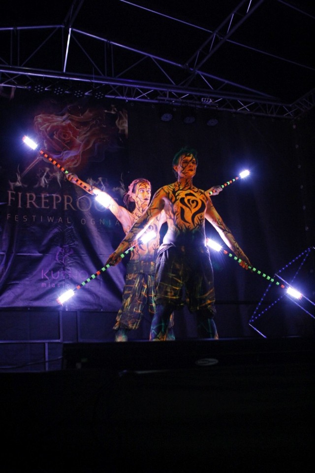 VIII Festiwal Ognia Fireproof w Kutnie zakończony. Zwyciężają Los Fuegos i Łukasz "Buła" Słabkowski