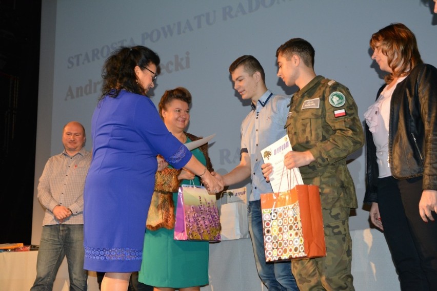 Radomsko: Nagrodzeni w konkursie "EKO-KADR"