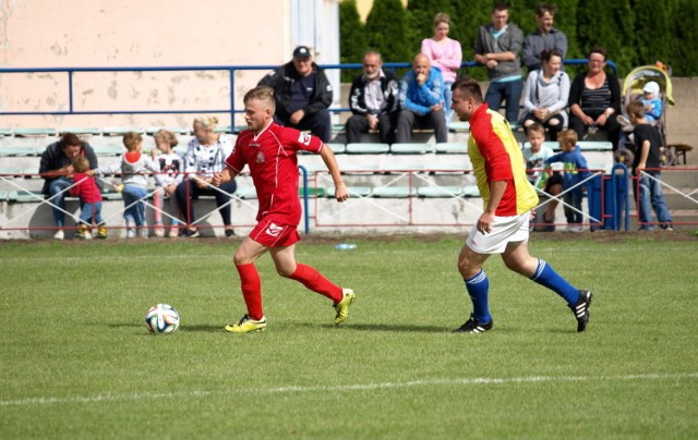 W meczu XVI Memoriału im. Jarosława Kwiatkowskiego Strażak Oldboje Przechowo pokonał OSP Przechowo 1:0 (1:0). Zwycięskiego gola strzelił Rafał Danielewicz pod koniec 1. połowy.